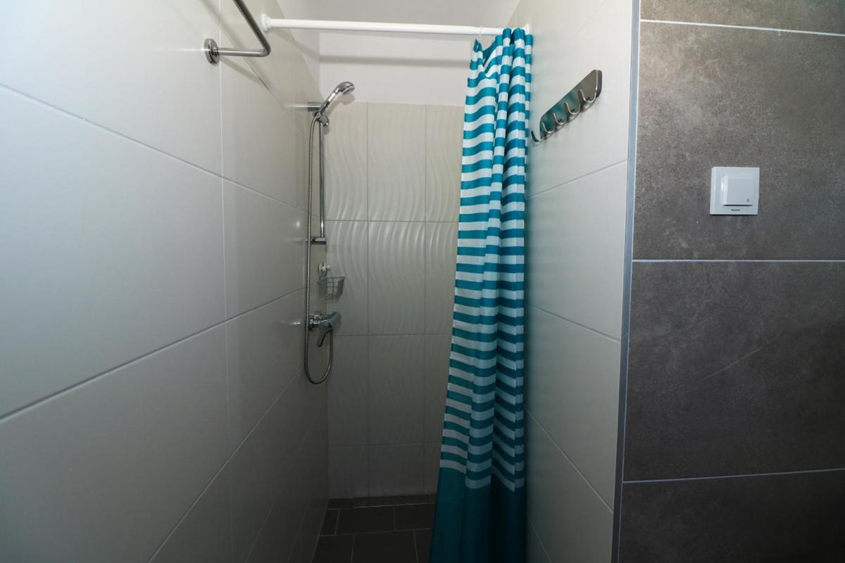 Apartments Jezera Lovisca エクステリア 写真